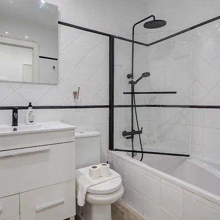 White Center By Hello Homes *